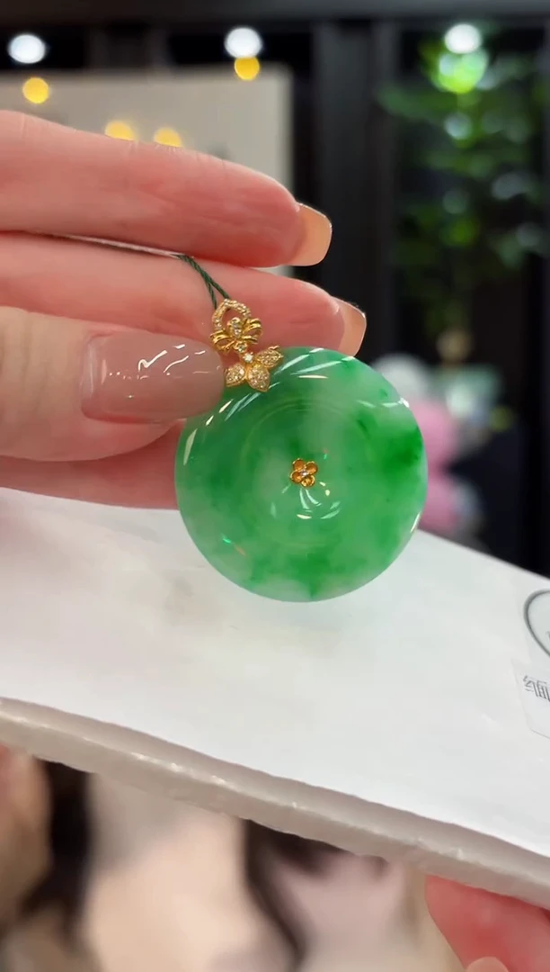 吊坠(不含链)18K金镶嵌翡翠 缅甸A货/支持复检/一件
