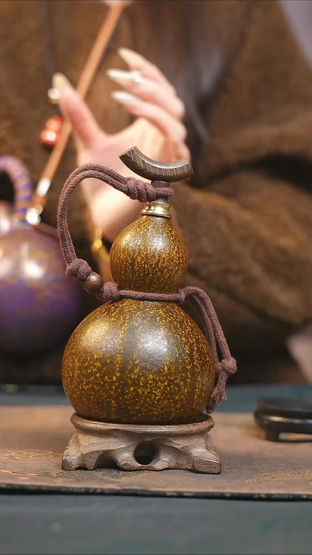 【闪购商品】XF161大漆酒葫芦不包手串及旋转底座