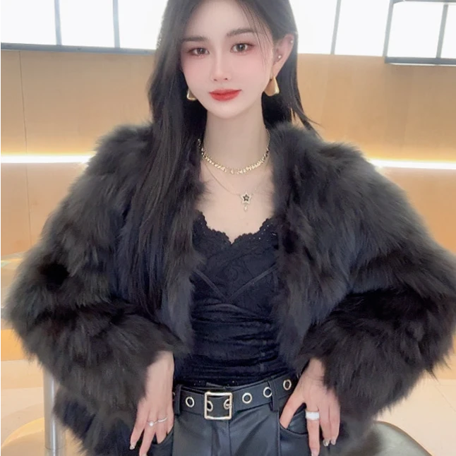 2025年新款女装芬兰进口狐狸毛皮草外套显瘦V领百搭FM11
