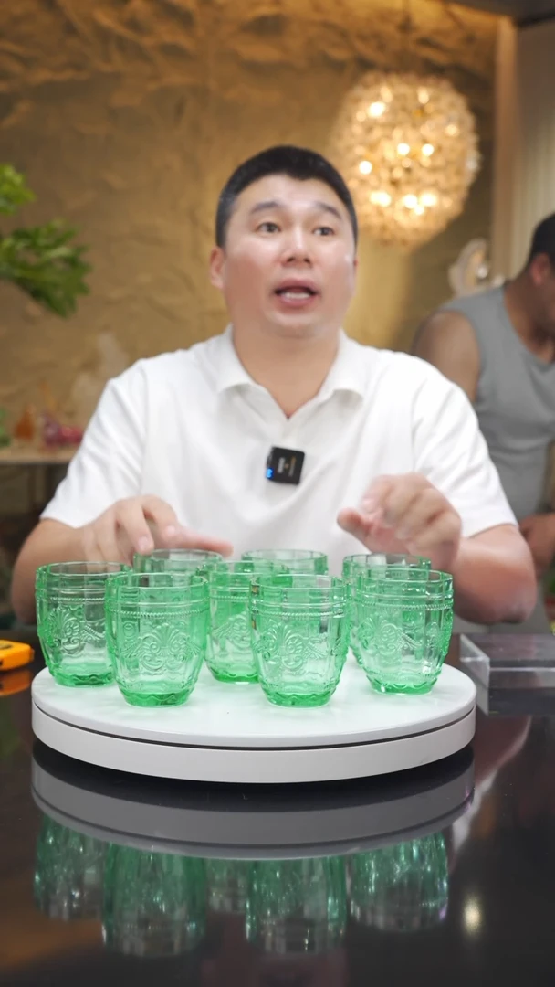 琉璃手工艺品福利浅绿水杯一套八只