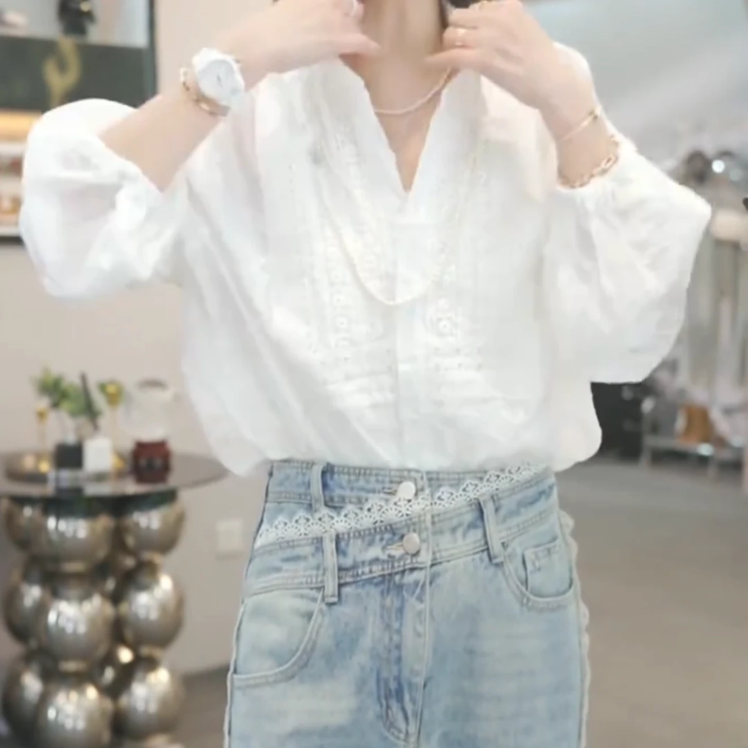 设计感蕾丝刺绣polo领衬衫女2025早春新款时尚休闲气质轻奢衬衣