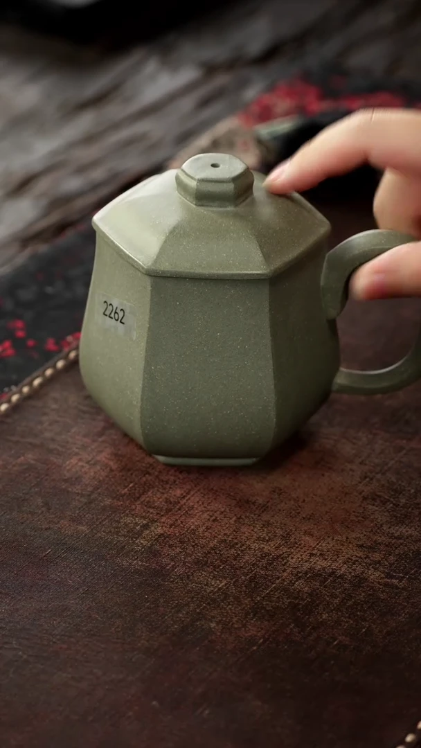 茶杯紫砂非遗茶器-豆青盖杯