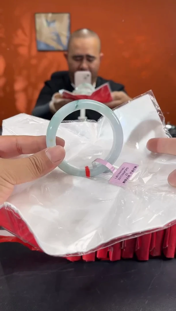 未镶嵌手镯翡翠1 57