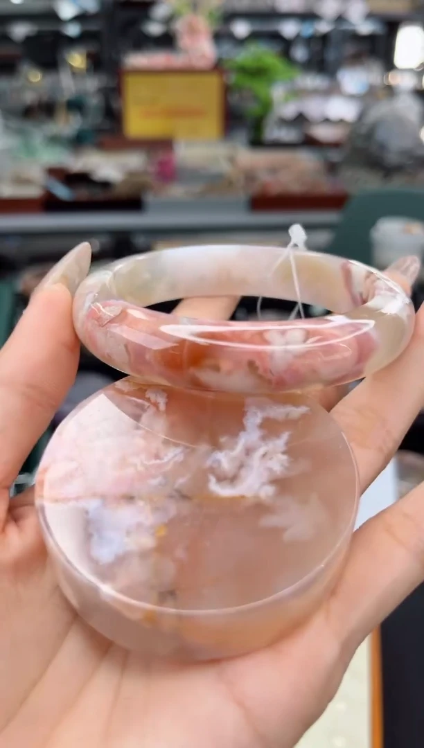 【闪购商品】石英质玉手镯未镶嵌60圈口（赠品镯心）s9362