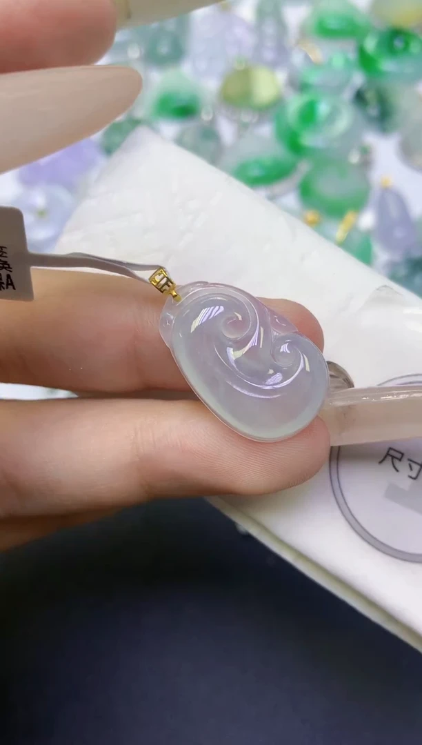 颈饰18K金镶嵌翡翠天然缅甸翡翠A货百元以上9元证书费自理