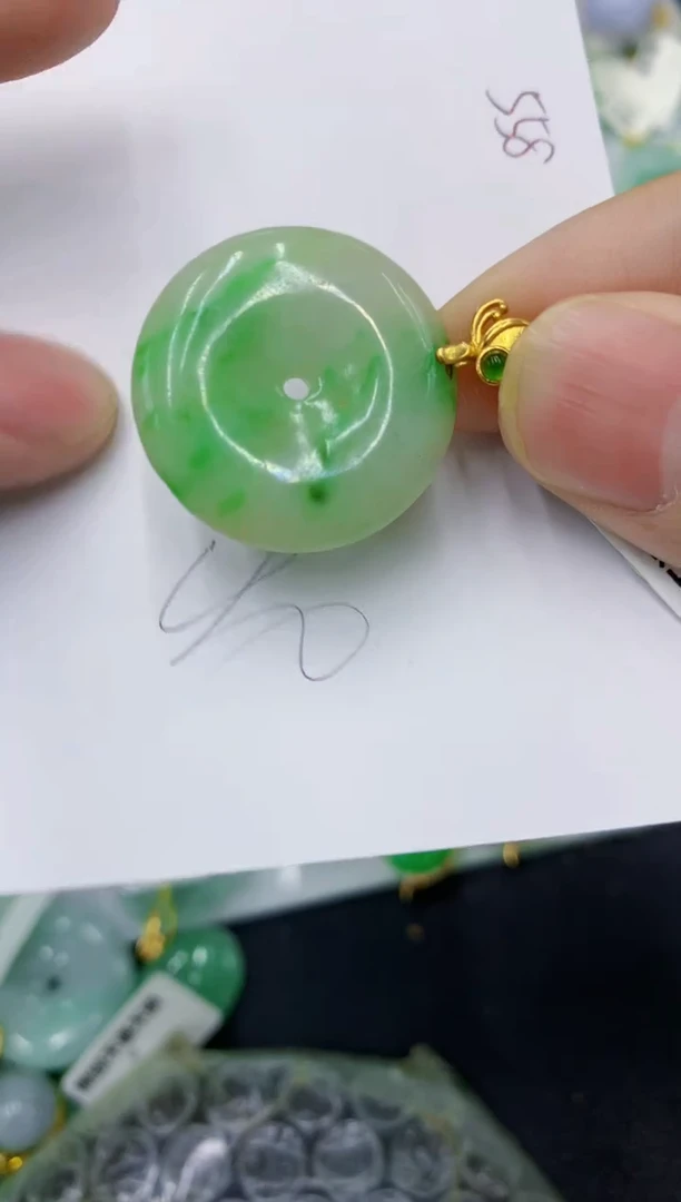 颈饰未镶嵌翡翠1111111111111