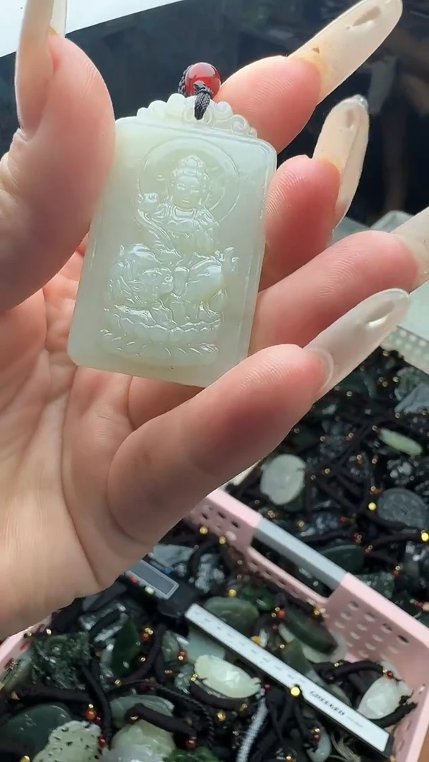 和田玉未镶嵌颈饰14