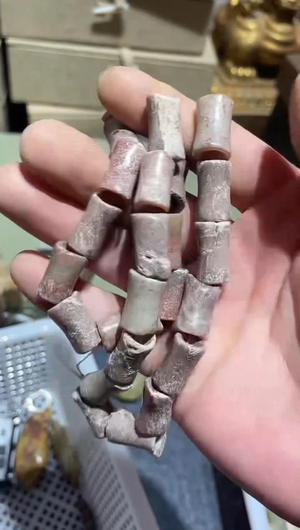 未镶嵌和田玉挂件1条