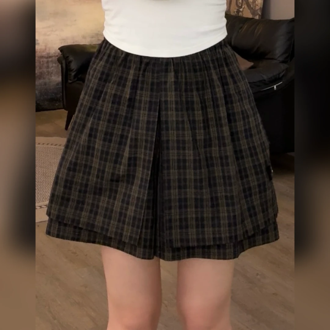 VGVL裤裙【格叙】小众复古感格子短裤
