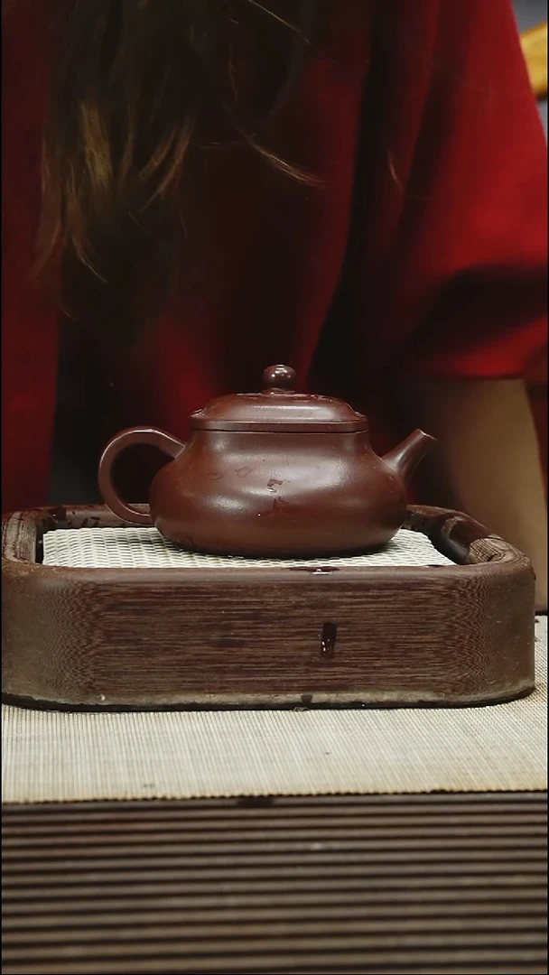 茶壶紫砂200  毫升