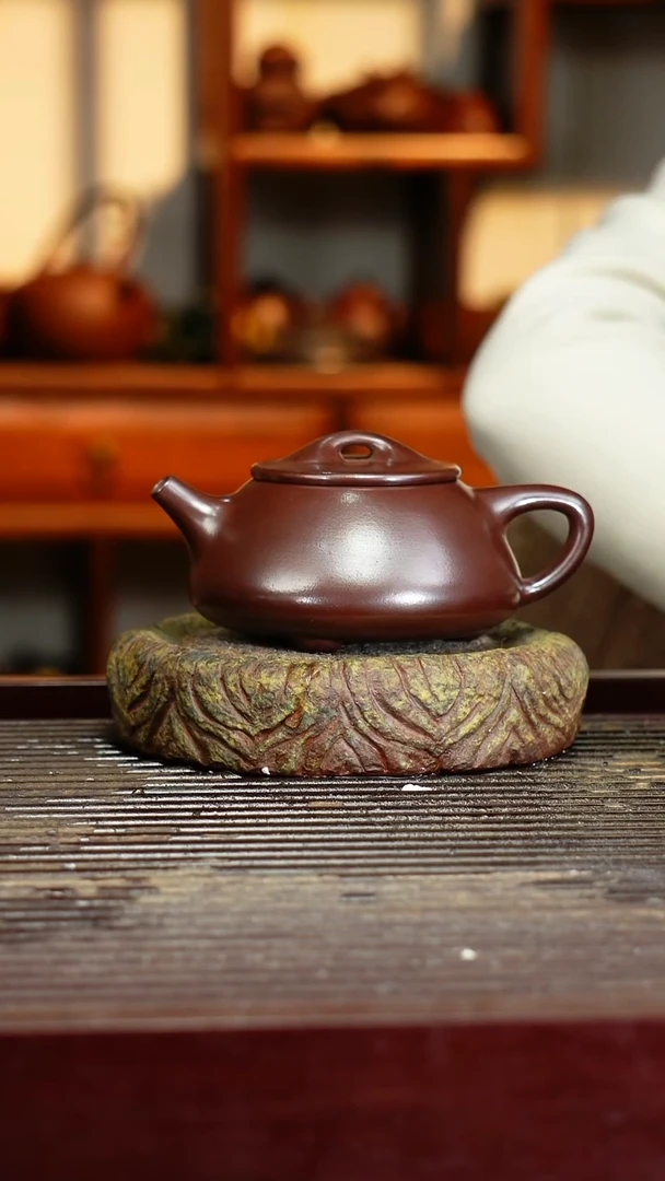 宜兴原矿紫砂壶茶壶宜兴原矿紫砂壶茶壶250C