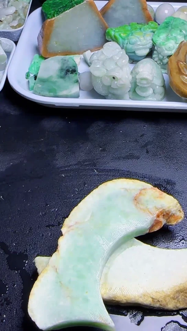 颈饰未镶嵌翡翠24