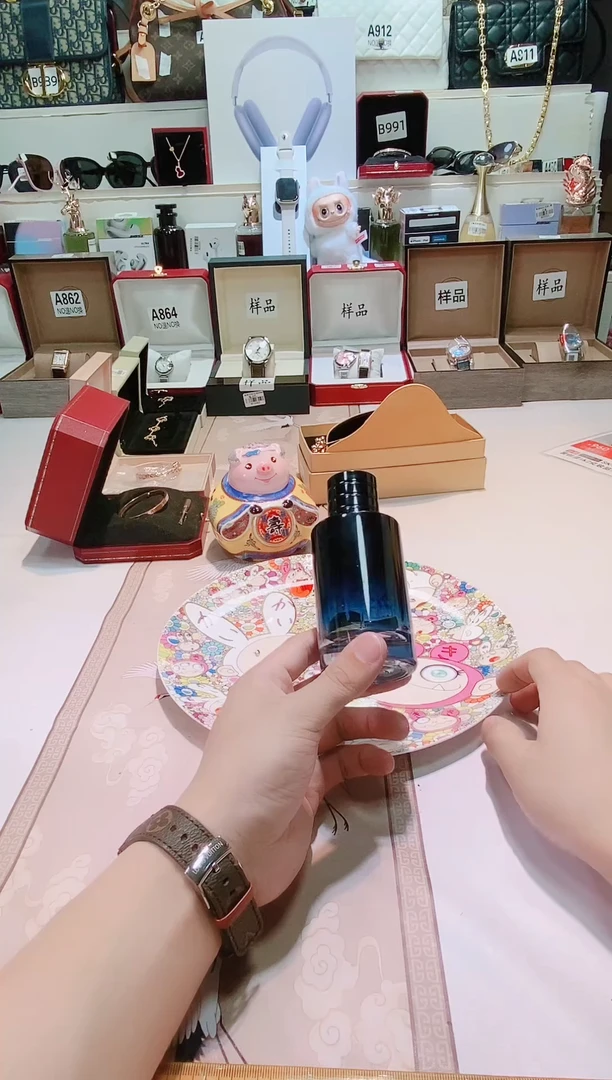 瓷片瓷器 库房到期 全部地板价@@1