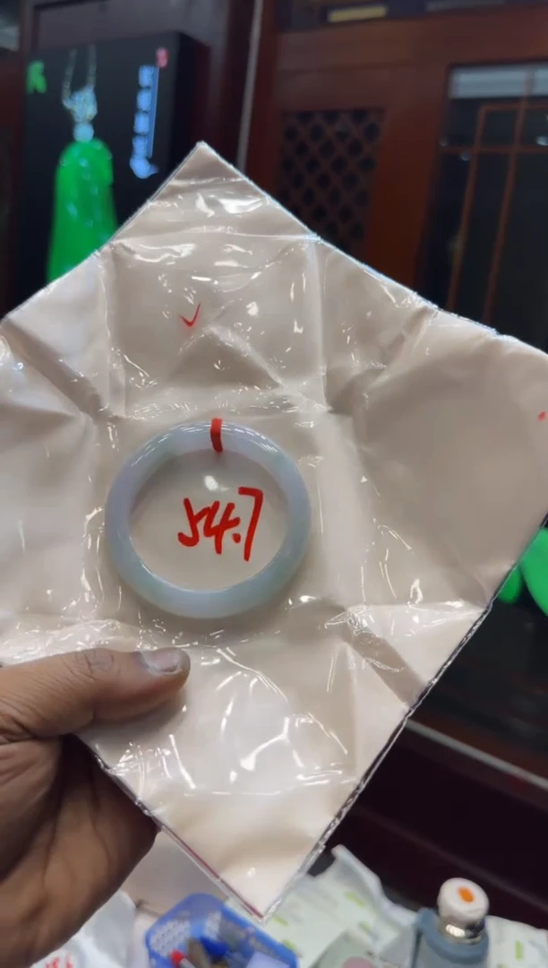 未镶嵌手镯翡翠手镯