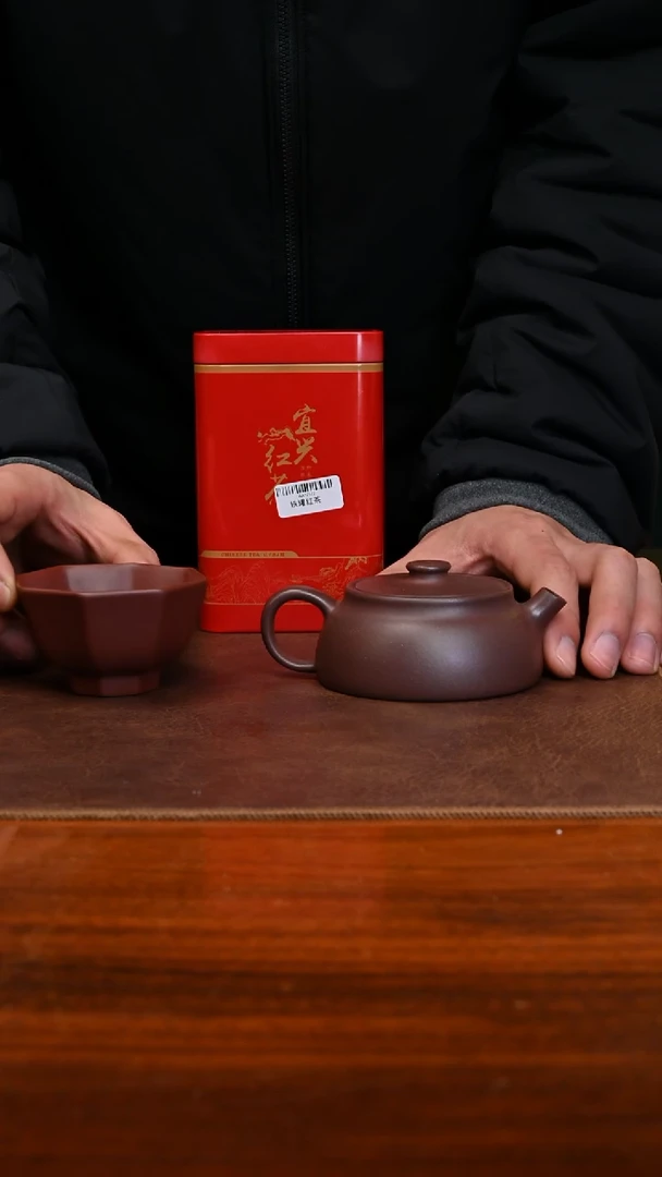 【闪购商品】紫砂茶壶130cc扁巨轮底槽青
