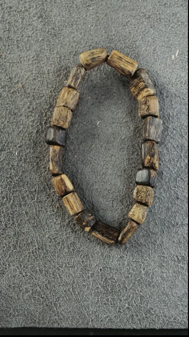 【闪购商品】沉香木吊坠老惠安沉水随行手串