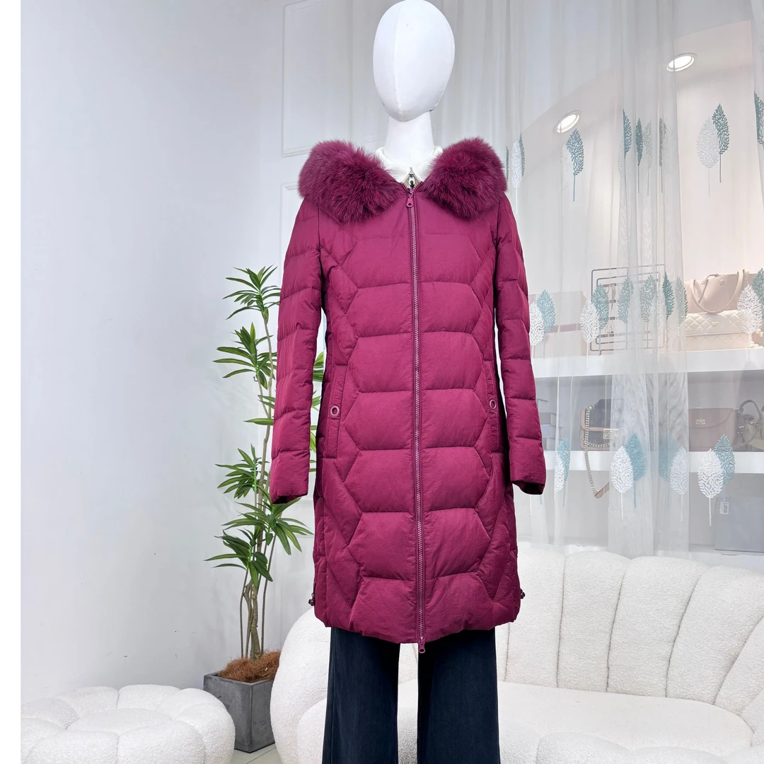 雪国天娇时尚中长毛领连帽保暖白鸭绒收腰修身羽绒服女款5A08252