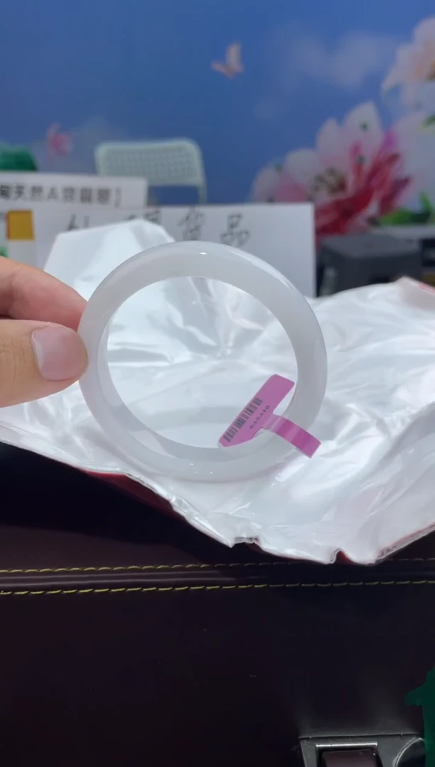 翡翠手镯未镶嵌9翡翠手镯
