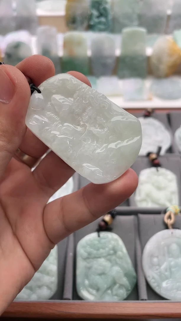 【闪购商品】翡翠颈饰未镶嵌..../2/19/ 70