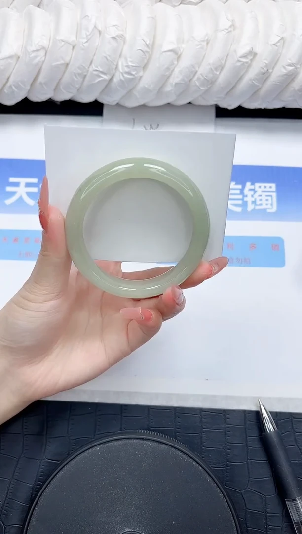 石英质玉手镯未镶嵌73-51.2