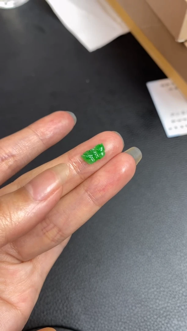 未镶嵌定制翡翠翡翠毛货~