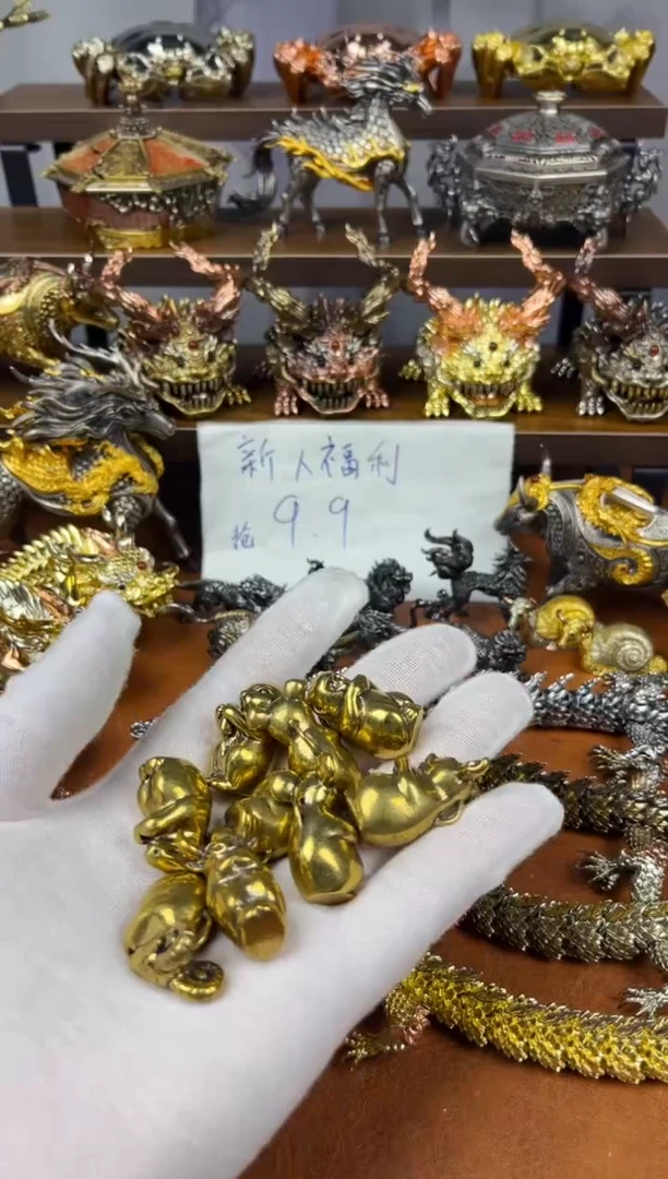 十二生肖黄铜摆件线插