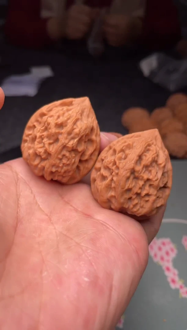 把件文玩核桃a232   鸡心   37尺