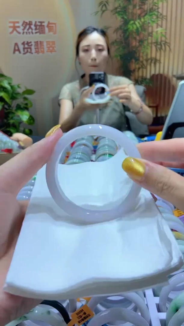 翡翠手镯未镶嵌000032164