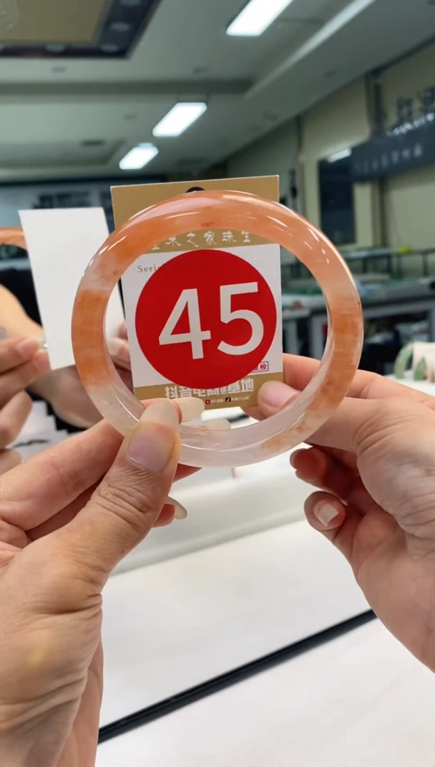 未镶嵌手镯石英质玉62+45