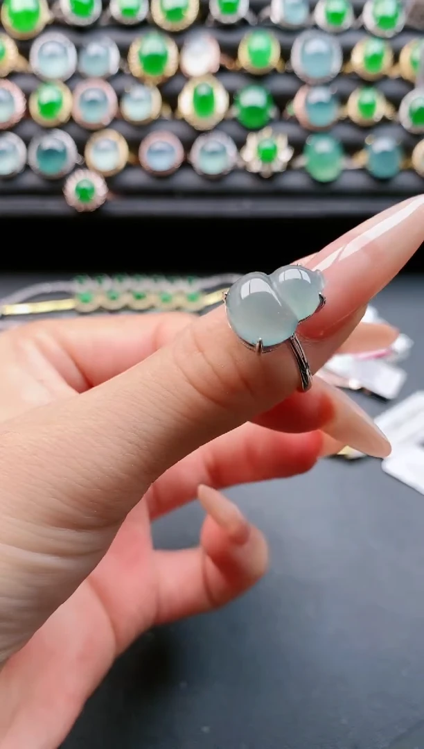 【闪购商品】翡翠戒指银S925镶嵌111111