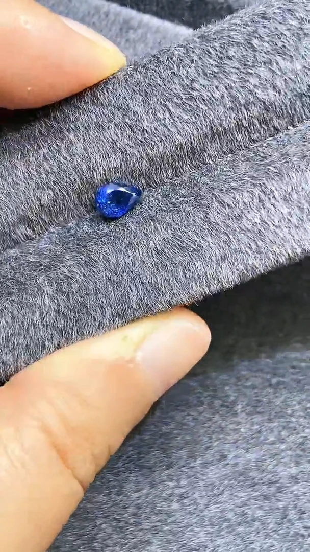 【闪购商品】定制蓝宝石定制未镶嵌矢车菊0.79克拉天然