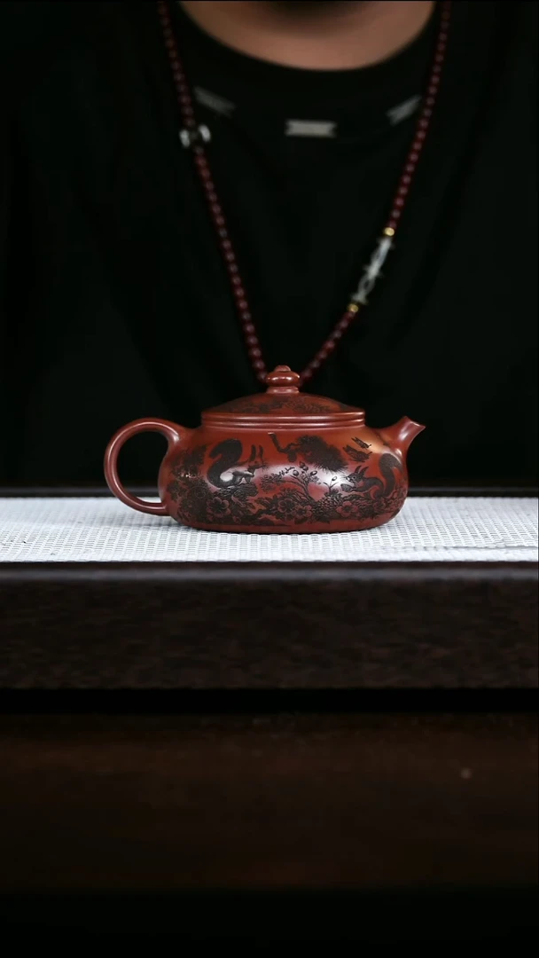 茶壶紫砂龙血砂寒江壶  刻松趣