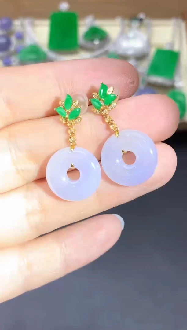 颈饰18K金镶嵌翡翠216国好珍宝