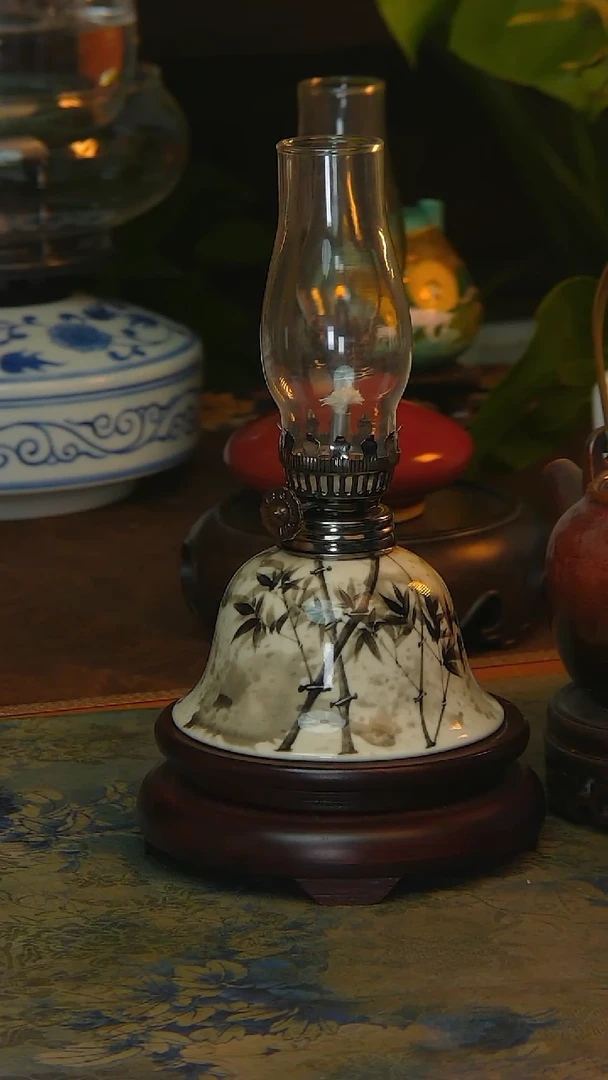 【闪购商品】景德镇陶瓷灯摆件