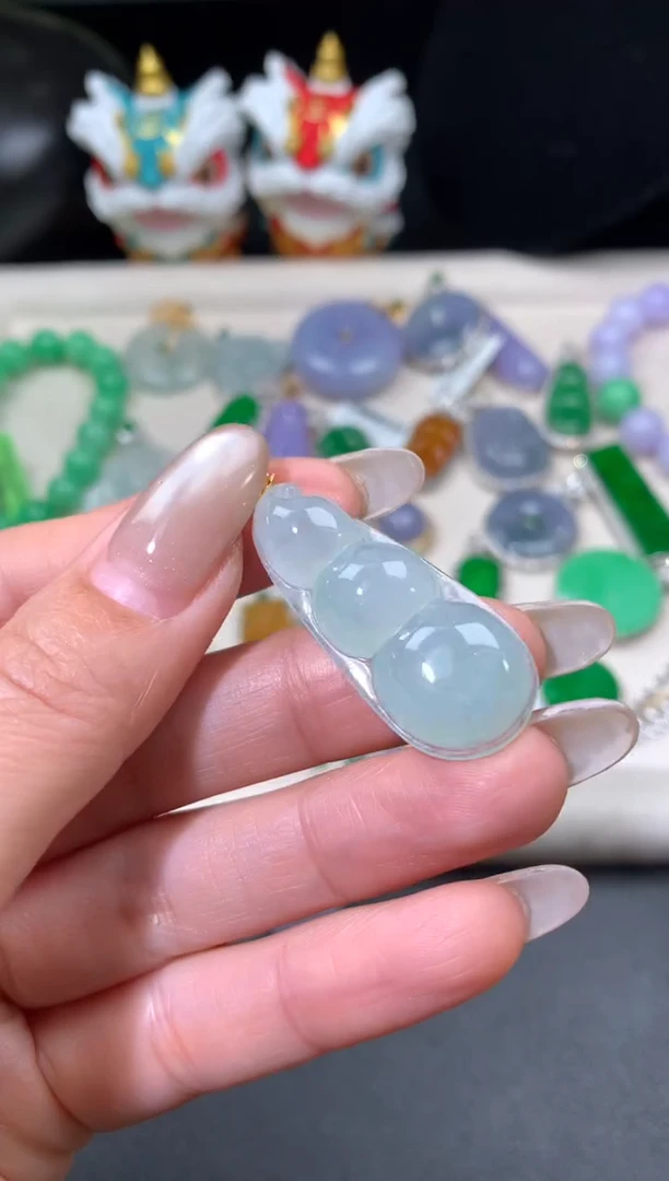 吊坠(不含链)18K金镶嵌翡翠翡翠