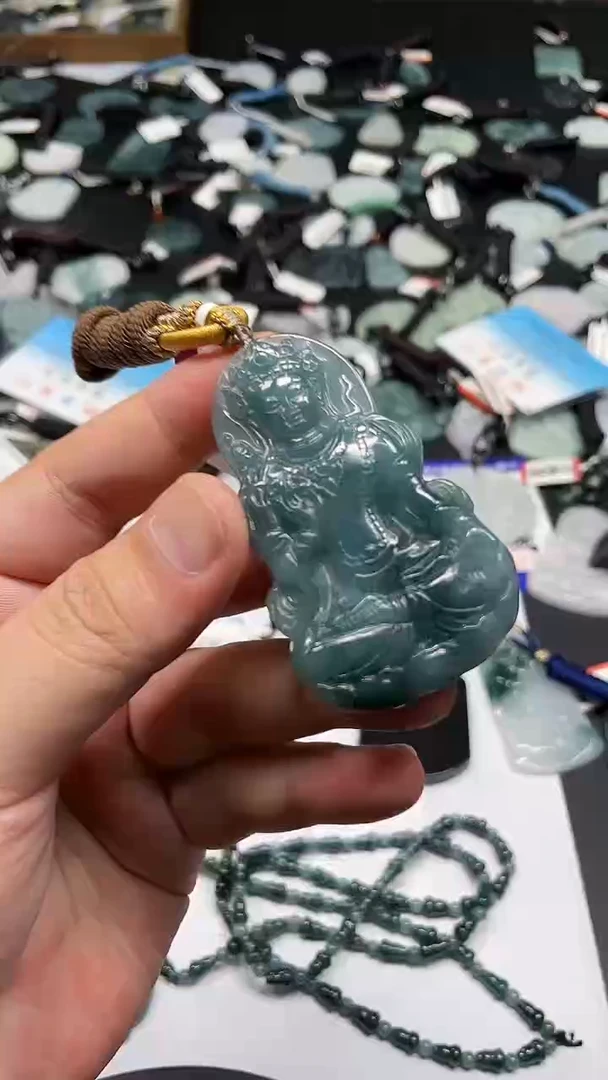 翡翠未镶嵌颈饰 天然翡翠 一物一图