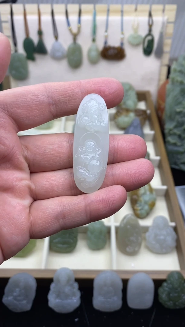 颈饰未镶嵌和田玉天然和田玉吊坠