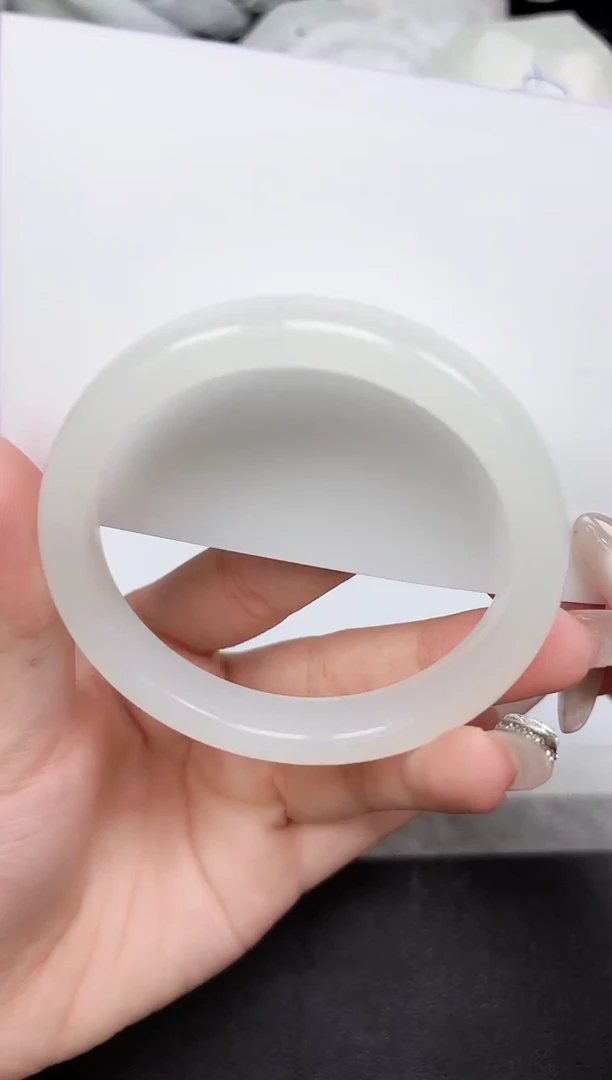 未镶嵌手镯石英质玉289-60