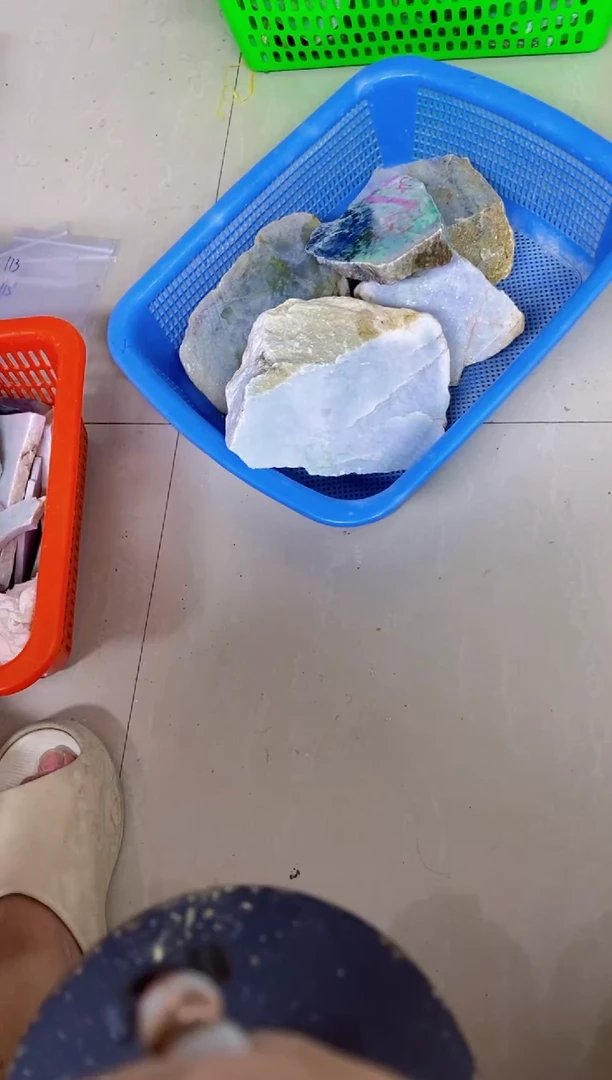 翡翠挂件未镶嵌明**明天然翡翠113