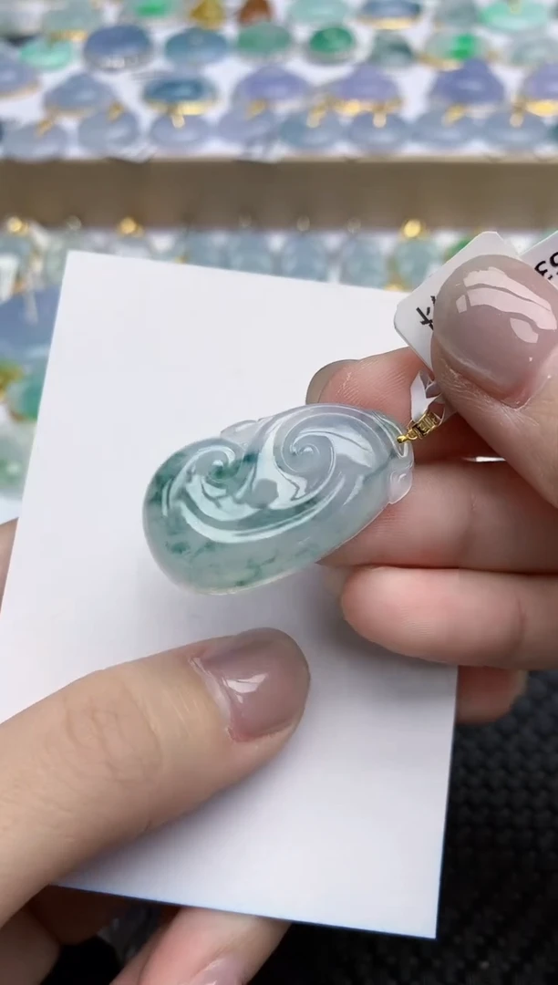 【闪购商品】翡翠颈饰18K金镶嵌天然翡翠A货