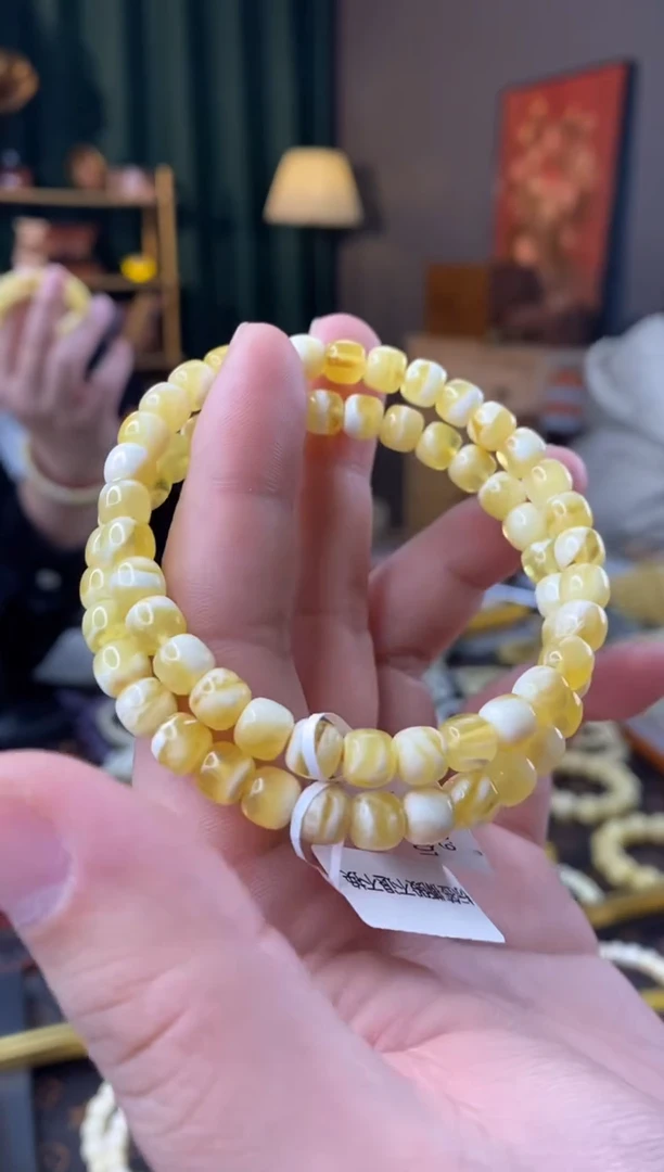 【闪购商品】蜜蜡手串未镶嵌6.5MM老型金瓷白微瑕多样性发其一