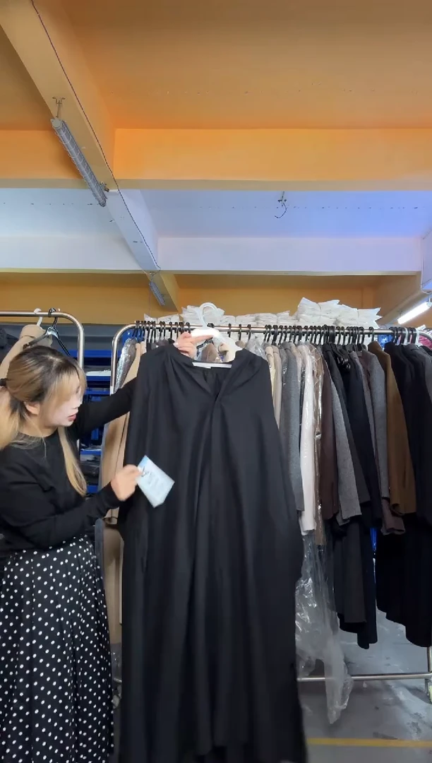 A272黑色连衣裙均码