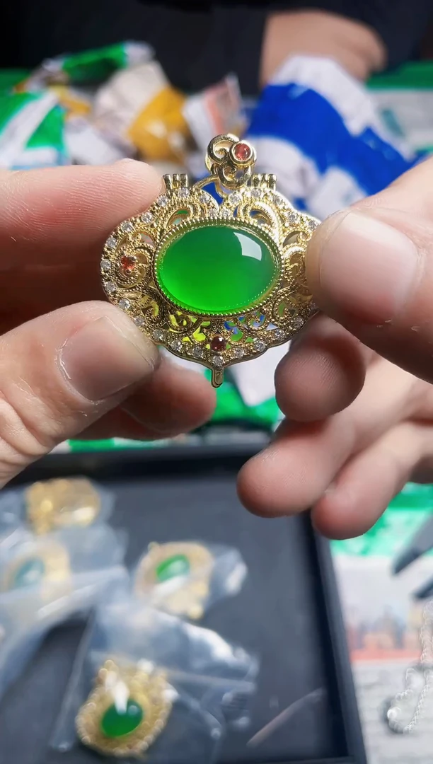 强子收货--所见即所得--多样性发货--绿色设计蛋面