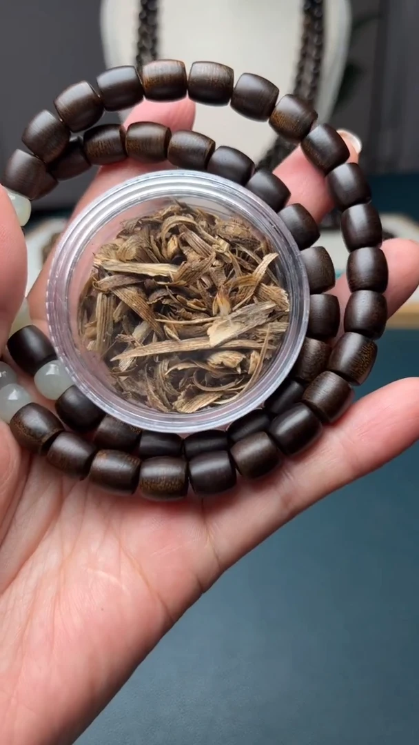 沉香沉香碎屑8mm越南芽庄白奇楠沉水