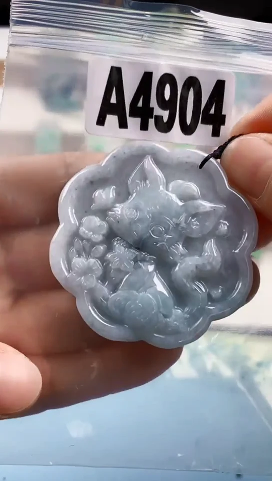 翡翠未镶嵌颈饰天然翡翠吊坠挂件