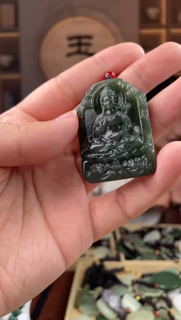 颈饰未镶嵌和田玉拍一发一，多样性发货