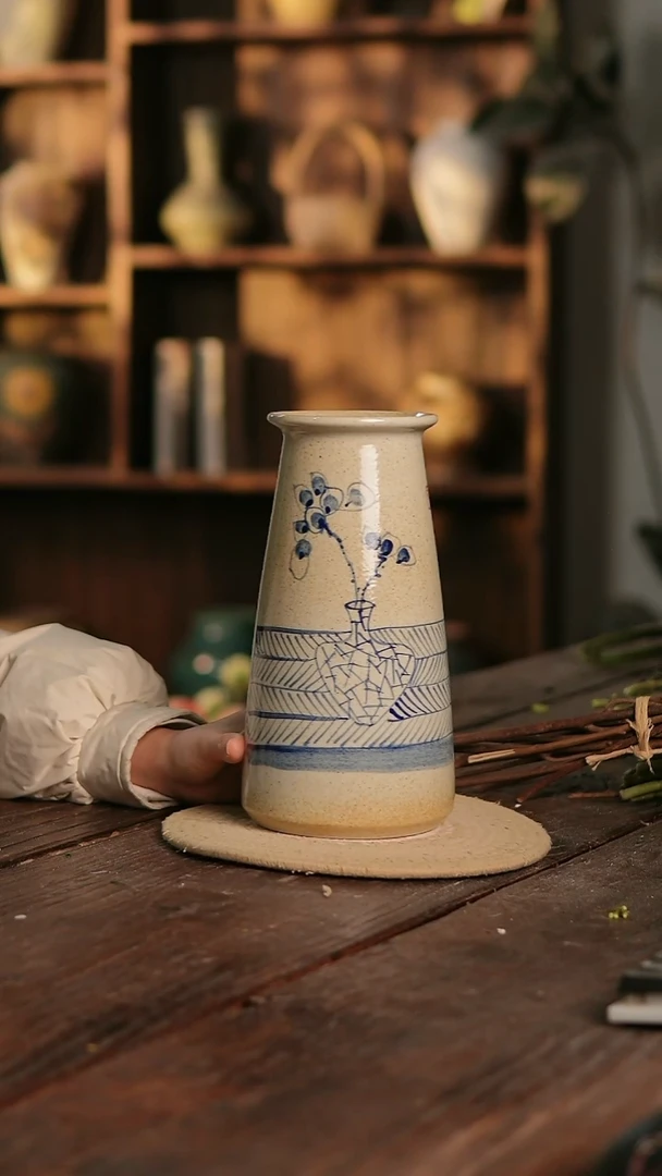 摆件19-390 陶瓷花器高26口径8