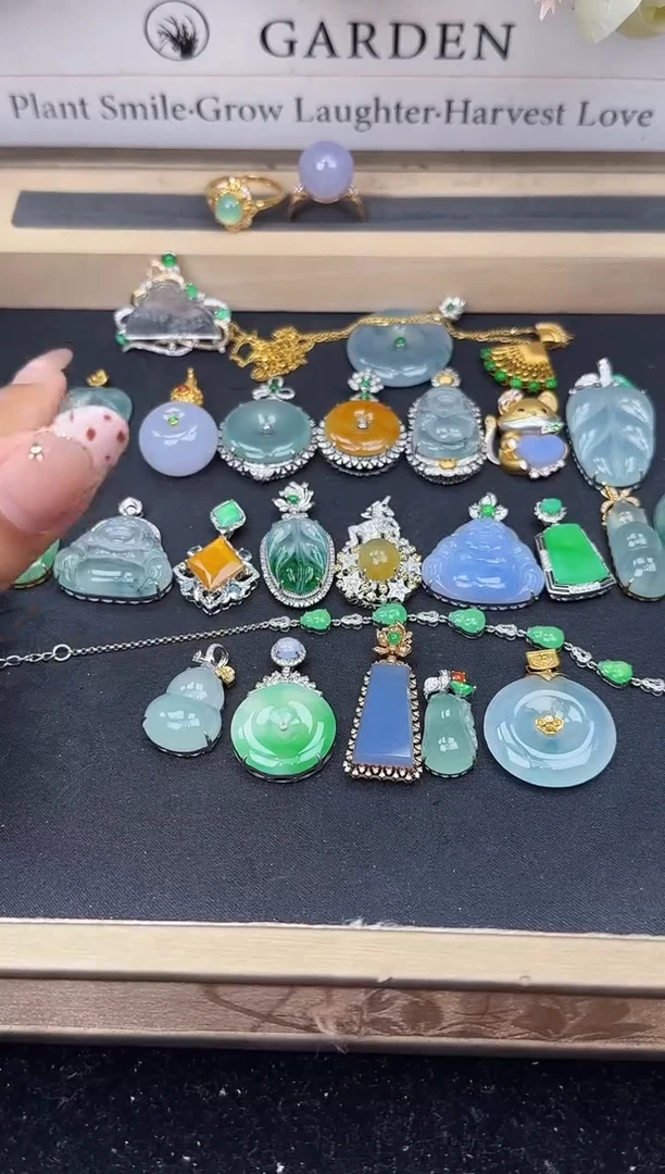 吊坠(不含链)18K金镶嵌翡翠勿拍