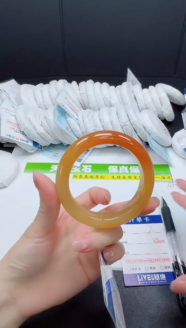 石英质玉手镯未镶嵌007-5758