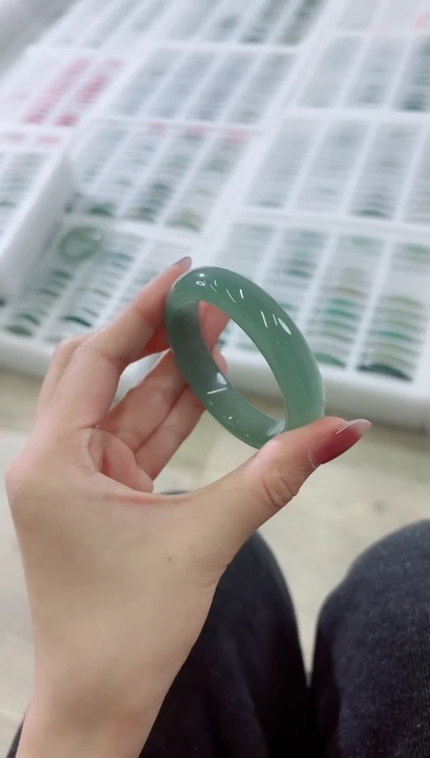 未镶嵌手镯石英质玉123-54D